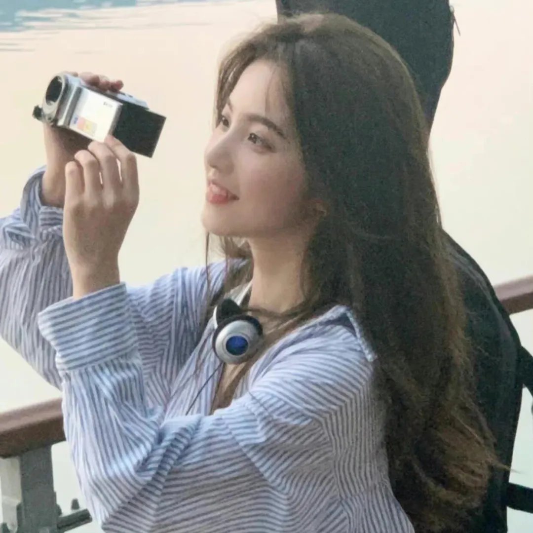 穿越后我用烧烤感化反派